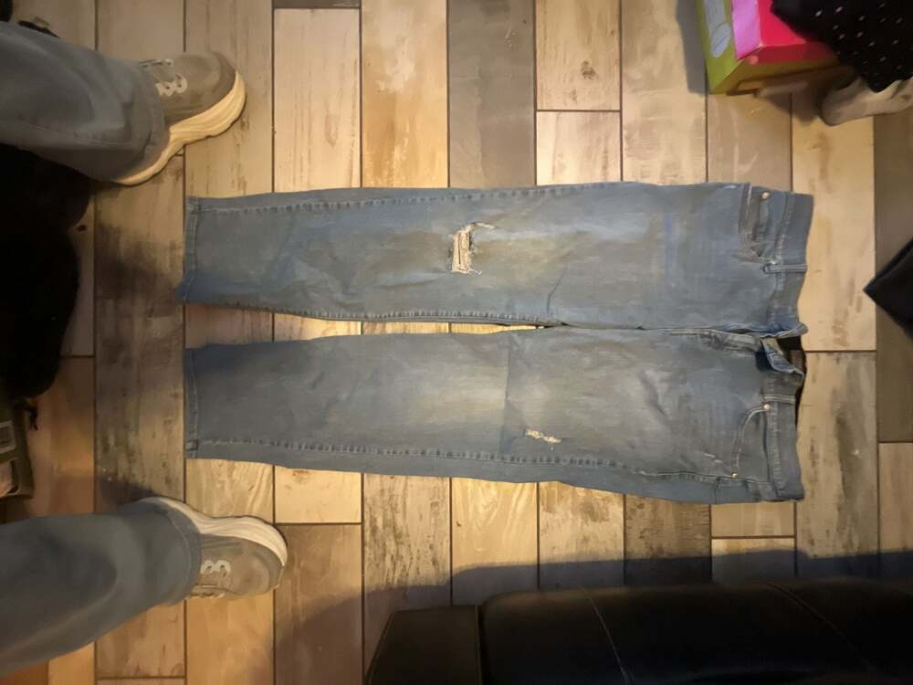 Torrid Bombshell Straight Premium Stretch Light Wash Distressed Jeans Size 22T